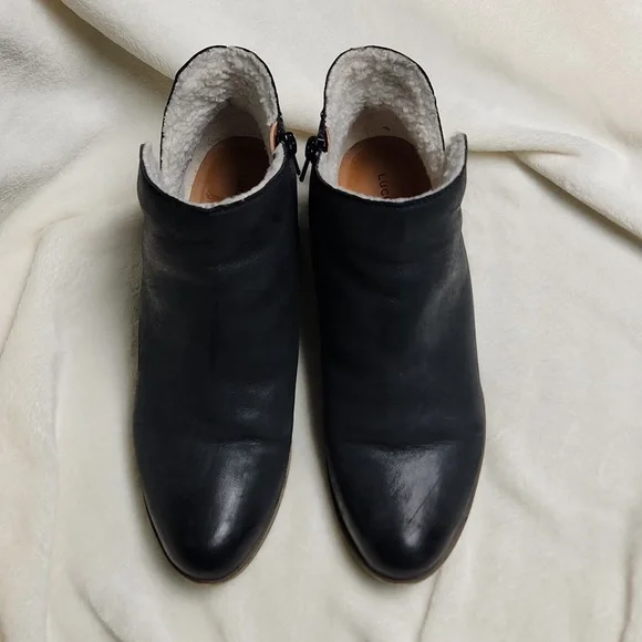 Lucky Brand Banterr 2 Fleece Lined Boots - Picture 2 of 8
